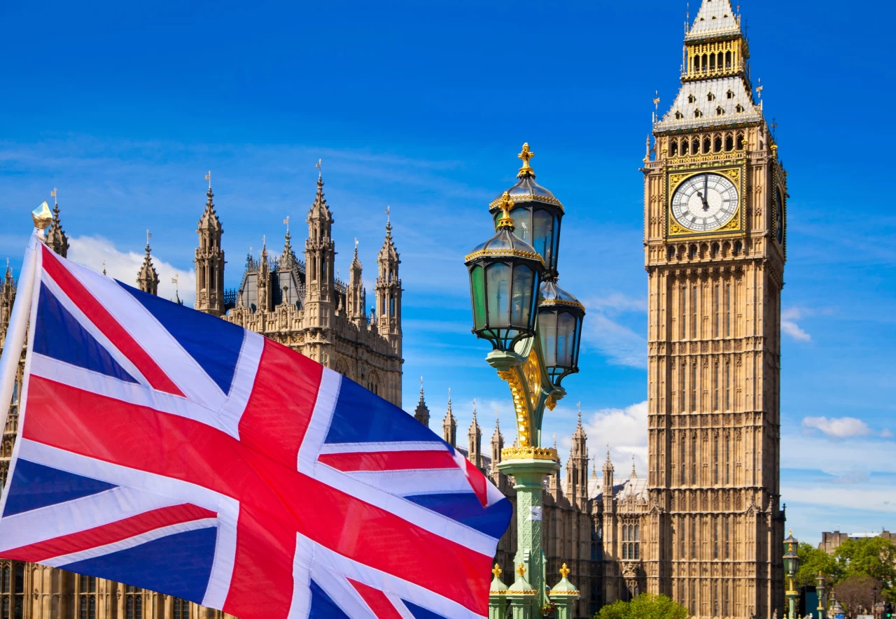 Uk Grapples with Power Demands for an Ai driven Future Roosho